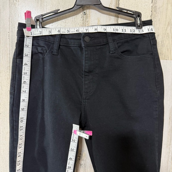 Universal Thread Black Straight Leg Women's Jeans - Picture 7 of 12